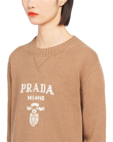 maglione donna prada|Maglione Prada in cashmere con logo intarsiato .